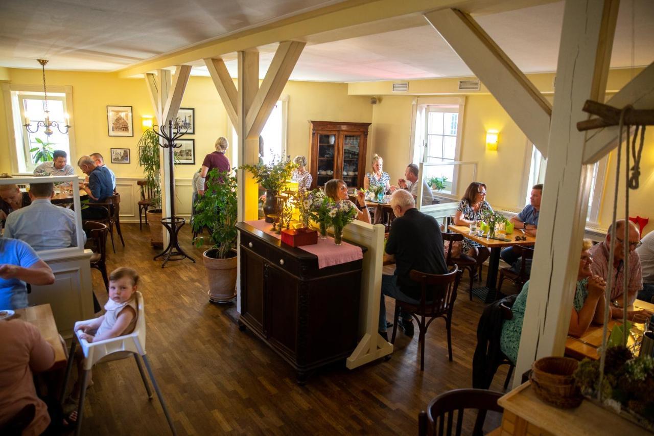 Altstadtwohnung Kromers & Restaurant Апартаменты Эрфурт
